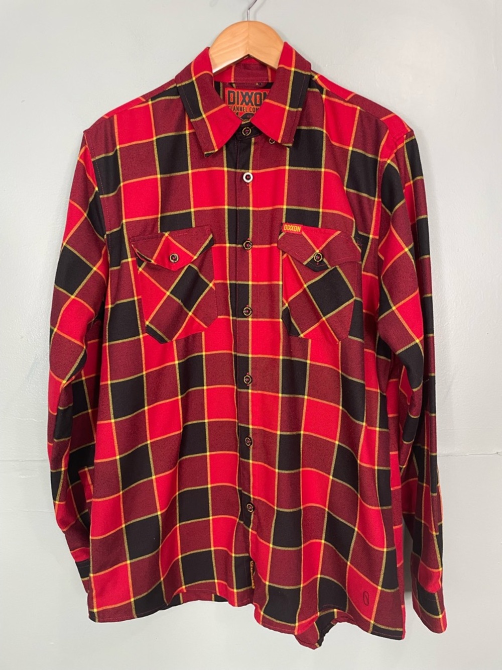 Dixxon Flannel Company Leatherneck Plaid Button Down Men Sz Large Red Black